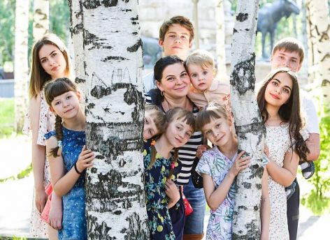 ​Югорчан поздравили с Днем семьи, любви и верности