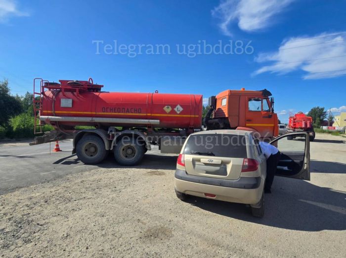 ​В Нефтеюганском районе водитель КАМАЗа спровоцировал ДТП при развороте