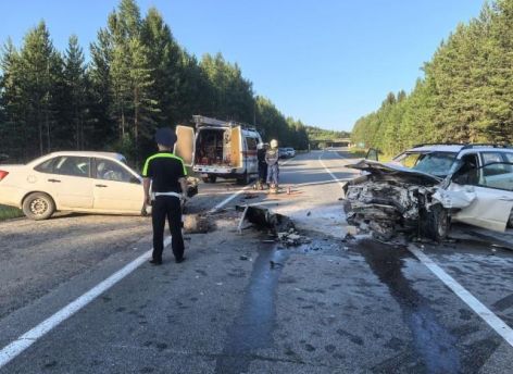 Житель ХМАО пострадал в смертельном ДТП в Свердловской области