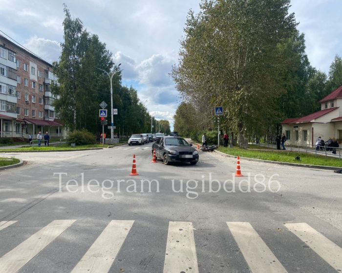 ​В Урае при столкновении трех автомобилей пострадал мотоциклист