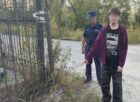 Вартовчанин хотел податься в наркокурьеры. Но не успел − задержали с координатами тайника в телефоне