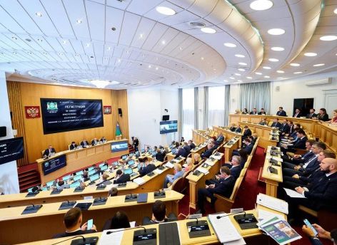 В Югре родители до 35 лет смогут получать региональный маткапитал при рождении первого ребенка — решение думы