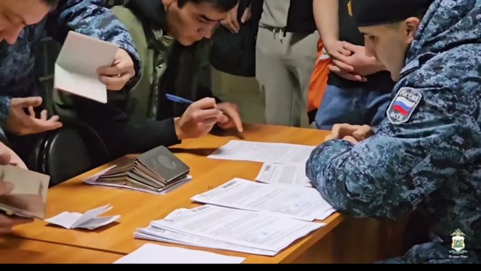 Окружное МВД выдворило 150 иностранных граждан за нарушение миграционных законов