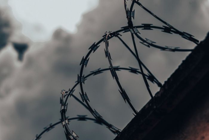 В Югре директора стройфирмы посадили за попытку решить «миграционные» вопросы за взятку