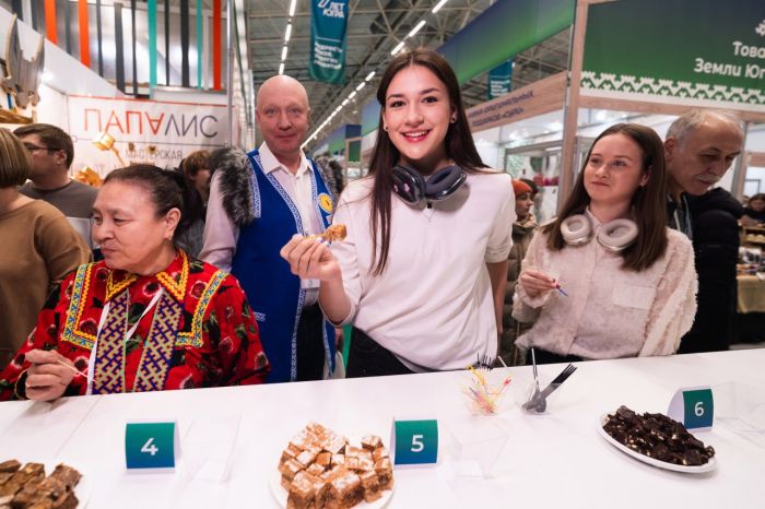 На юбилейной ярмарке «Товары земли Югорской» были распроданы 35 тонн продуктов