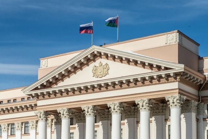 ​В Тюменской области начал работу Совет по вопросам защиты традиционных ценностей