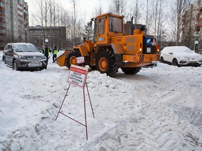 ​Подрядчики Сургута получили 240 замечаний за плохую уборку улиц в новогодние праздники