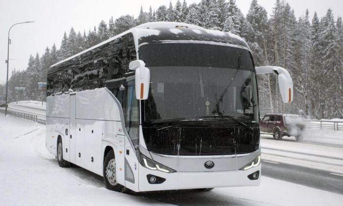 Автобус, следующий между Ханты-Мансийском и Сургутом, будет делать еще одну остановку в Нефтеюганском районе