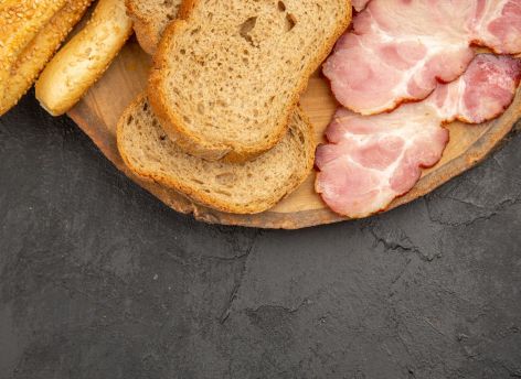 ​За год в Югре сильнее всего подорожали сыр, хлеб и мясо