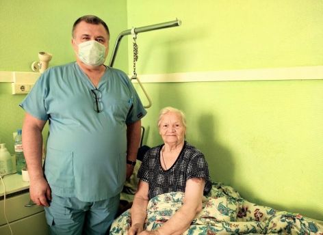 ​Врачи Сургута экстренно прооперировали 94-летнюю участницу Великой Отечественной войны