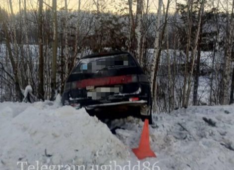 ​В Югре 16-летняя девушка села за руль без прав и попала в ДТП: есть пострадавшие