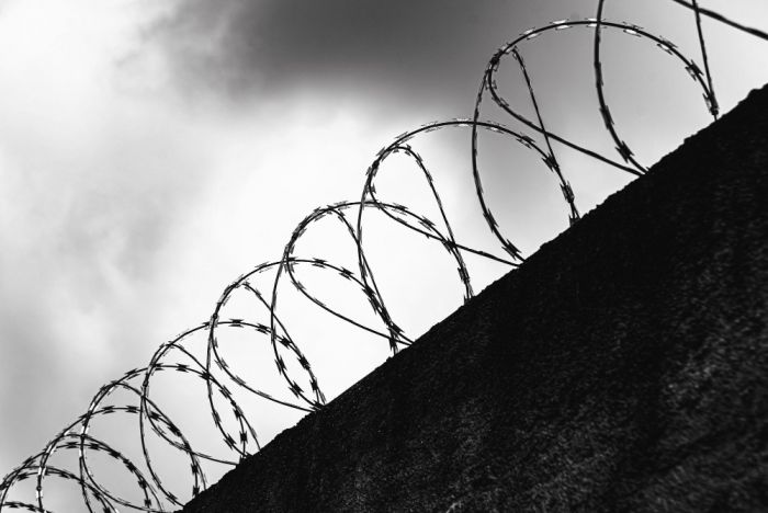 ​Суд Югры отправил мужчину на пожизненный срок за убийство 12-летней девочки