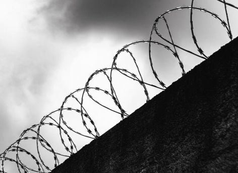 ​Суд Югры отправил мужчину на пожизненный срок за убийство 12-летней девочки