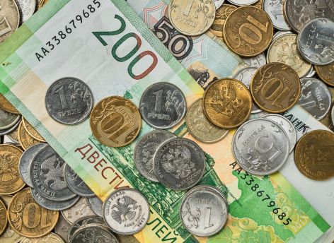 Минтруд: средняя зарплата в России выросла на 13,5%