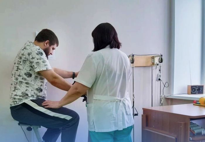 В Югре ветераны боевых действий могут оформить направление на реабилитацию через Госуслуги, МФЦ и клиентские службы СФР