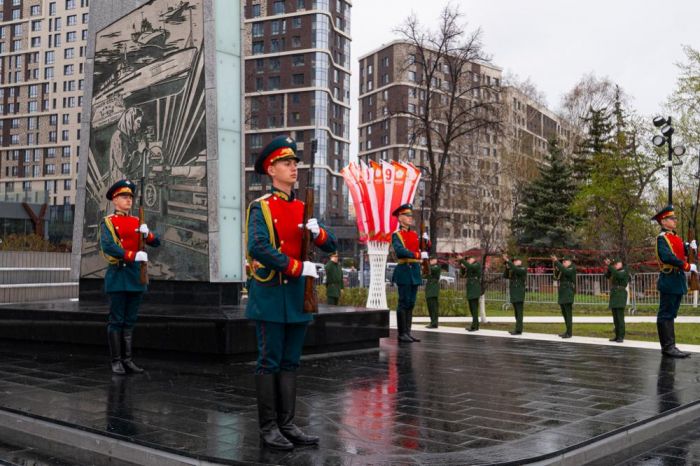 ​В городах и районах Тюменской области прошли торжества, посвященные Дню Весны и Труда