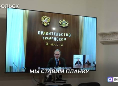 Губернатор Тюменской области провел личный прием граждан и принял ряд решений
