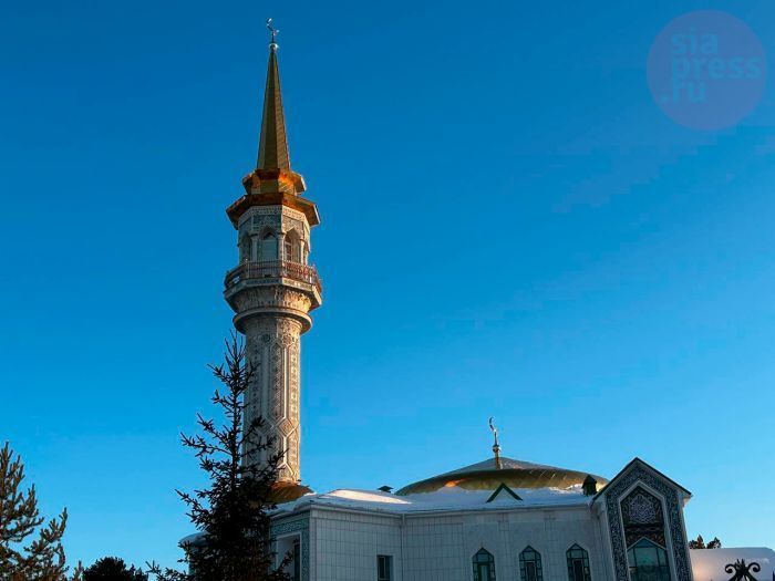 ​В Югре поздравили мусульман с Курбан-байрамом
