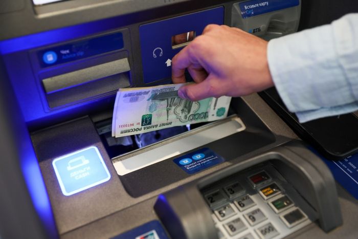 ​Цифры впечатляют: россияне заработают на вкладах 7 трлн рублей