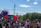 Давка и объявления о продаже шаров: организаторы праздника в парке «За Саймой» в Сургуте раскритиковали поведение некоторых посетителей