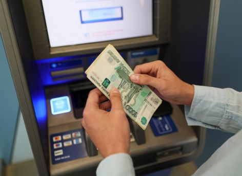 Переводов за границу стало в 2 раза больше