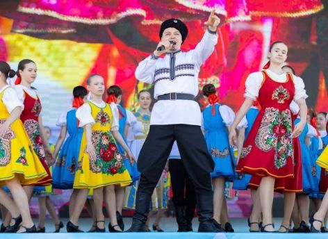 Сегодня в Сургуте перекроют проезд у СурГУ из-за фестиваля «Соцветие»