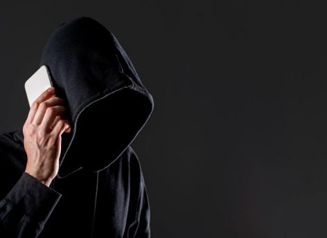 Мошенники придумали новую схему с кражей денег у россиян, представляясь работниками маркетплейсов