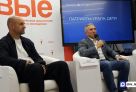 Александр Моор и Артем Жога пообщались с «Движением Первых» на форуме в Тюмени